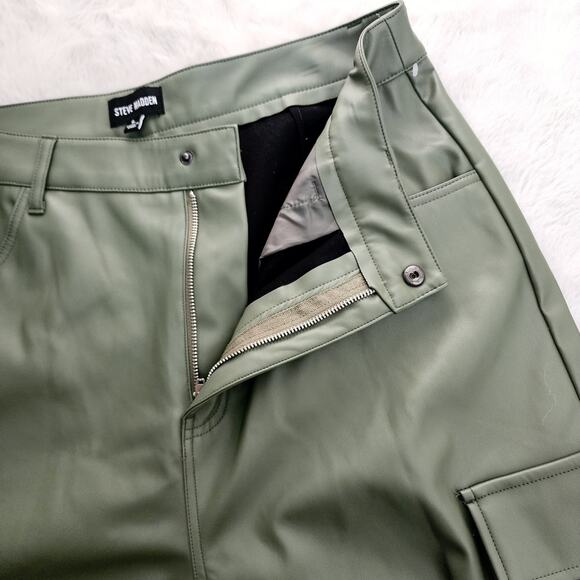NWT Steve Madden Green Faux Leather Wide Leg Cargo Pant Utility L Vegan - Picture 8 of 9